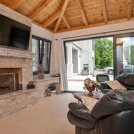 Stunning In Ferienhaus *